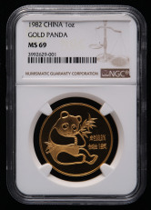 1982年熊猫1盎司普制金币一枚（NGC MS69）